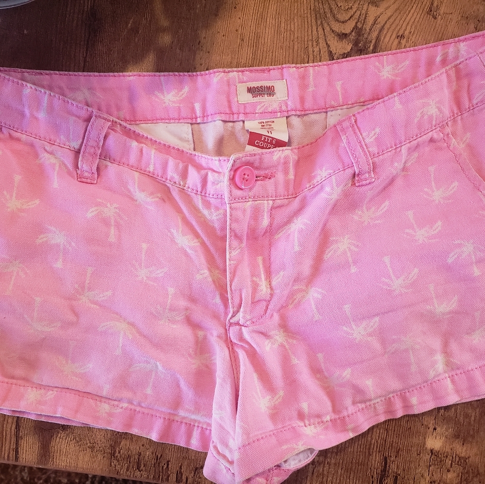 Mossimo palm tree shorts